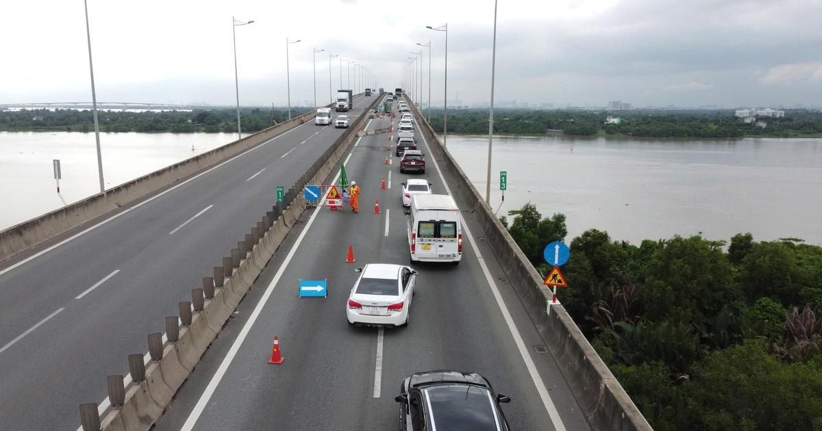 Hình ảnh toàn cảnh tuyến cao tốc Long Thành Dầu Giây với nhiều làn xe và cầu vượt